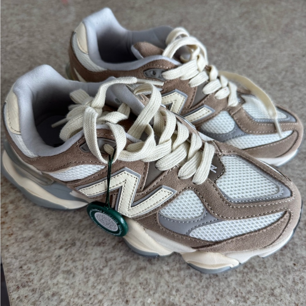 New Balance 9060 Driftwood Stone Pink Sea Salt size 7.5